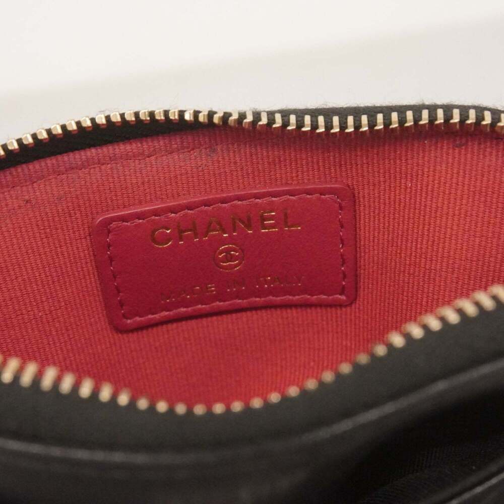 CHANEL Black Lambskin Leather Wallet - Picture 4 of 8